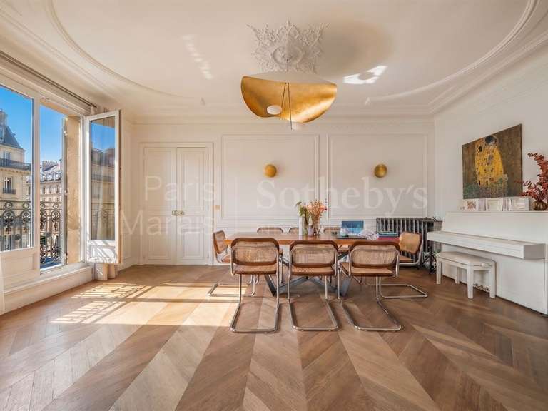 Appartement Paris 1er - 3 chambres - 158m²