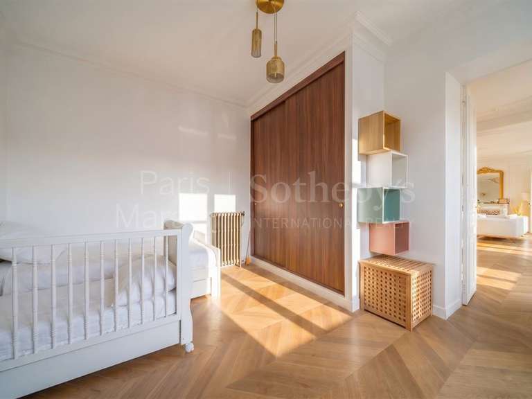 Appartement Paris 1er - 3 chambres - 158m²