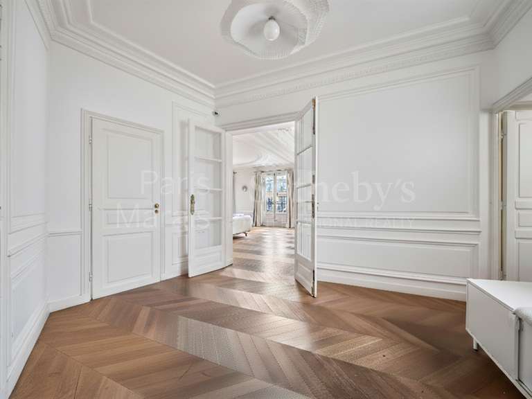 Appartement Paris 1er - 3 chambres - 158m²