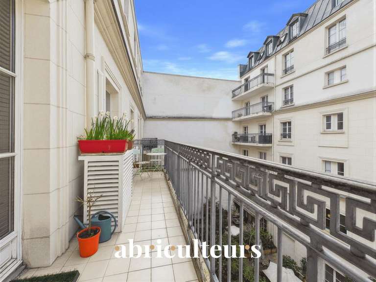 Apartment Paris 1er - 3 bedrooms - 100m²