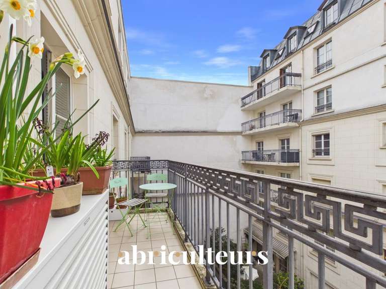 Apartment Paris 1er - 3 bedrooms - 100m²