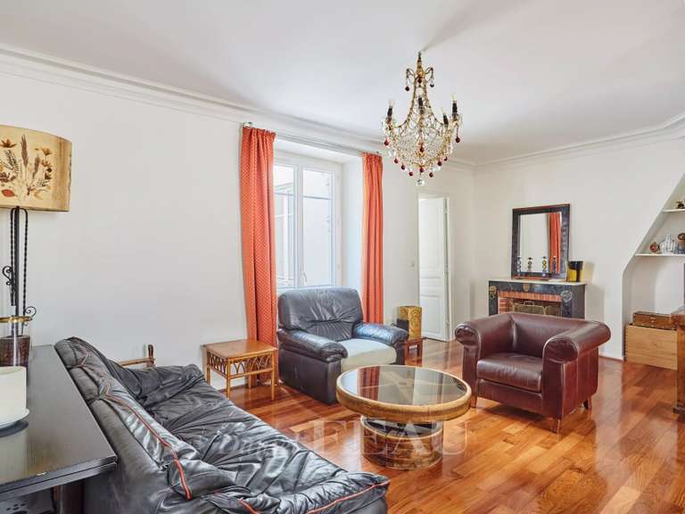 Appartement Paris 1er - 3 chambres - 78m²