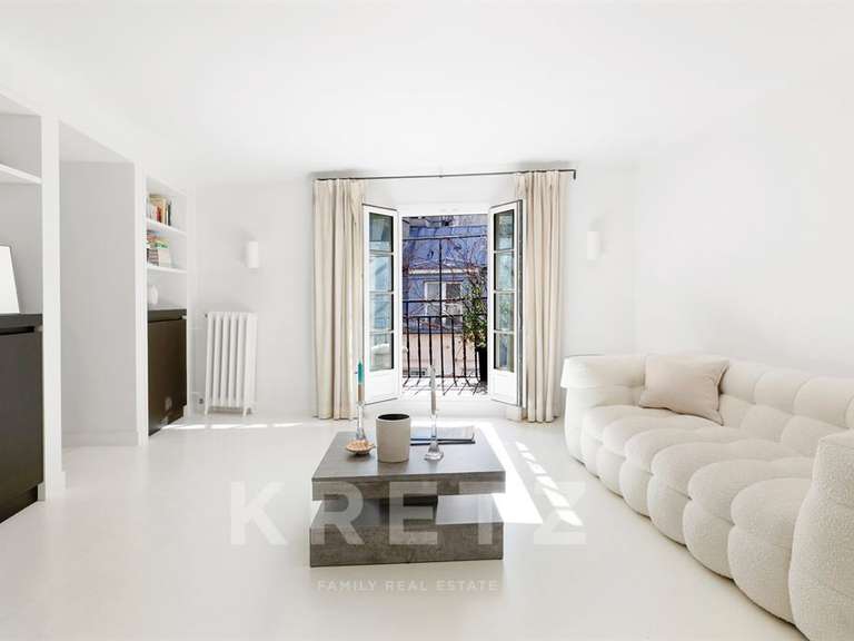 Appartement Paris 1er - 1 chambre - 68m²