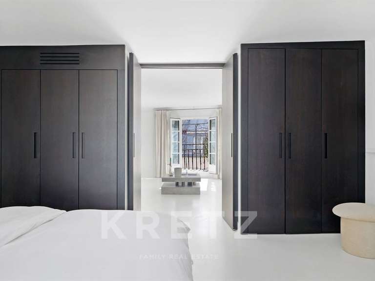 Appartement Paris 1er - 1 chambre - 68m²