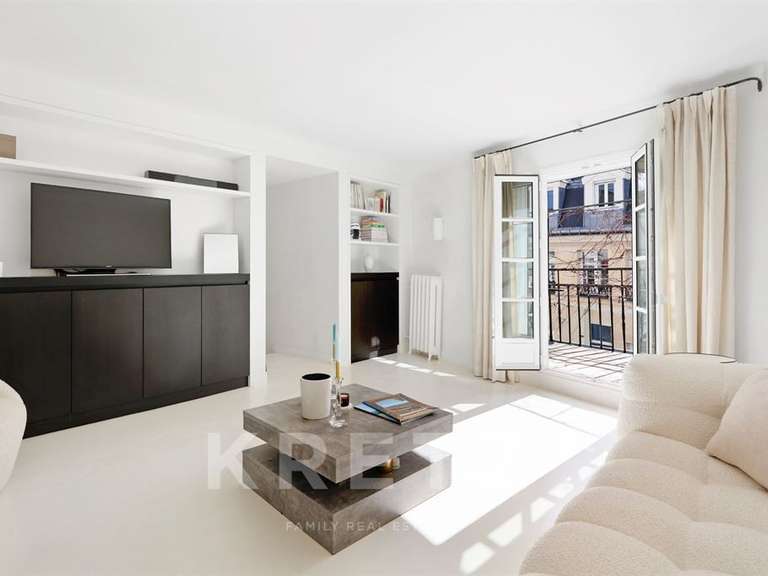 Appartement Paris 1er - 1 chambre - 68m²