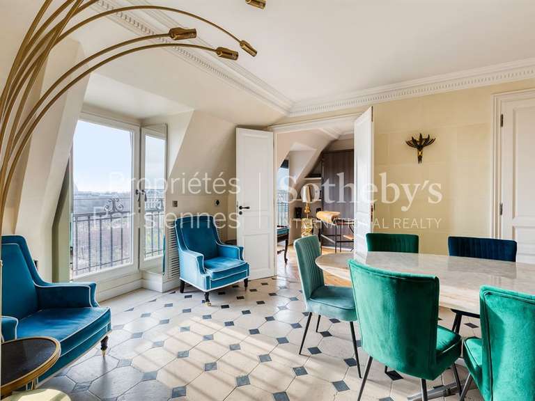 Appartement Paris 1er - 2 chambres - 157m²