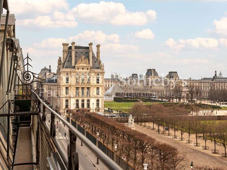 Appartement Paris 1er - 2 chambres - 157m²