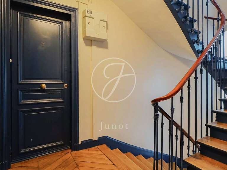 Appartement Paris 1er - 2 chambres - 50m²