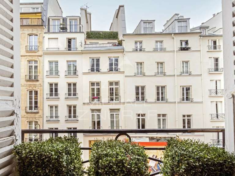 Appartement Paris 1er - 51m²