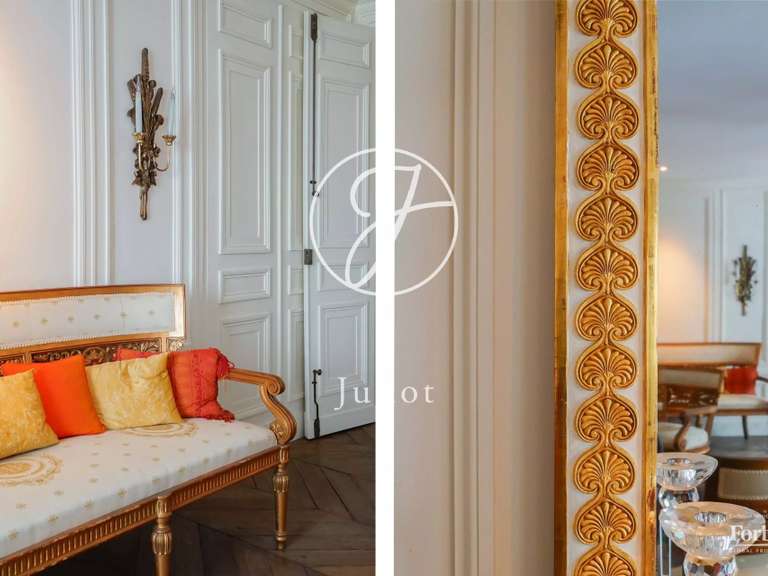 Appartement Paris 1er - 3 chambres - 135m²