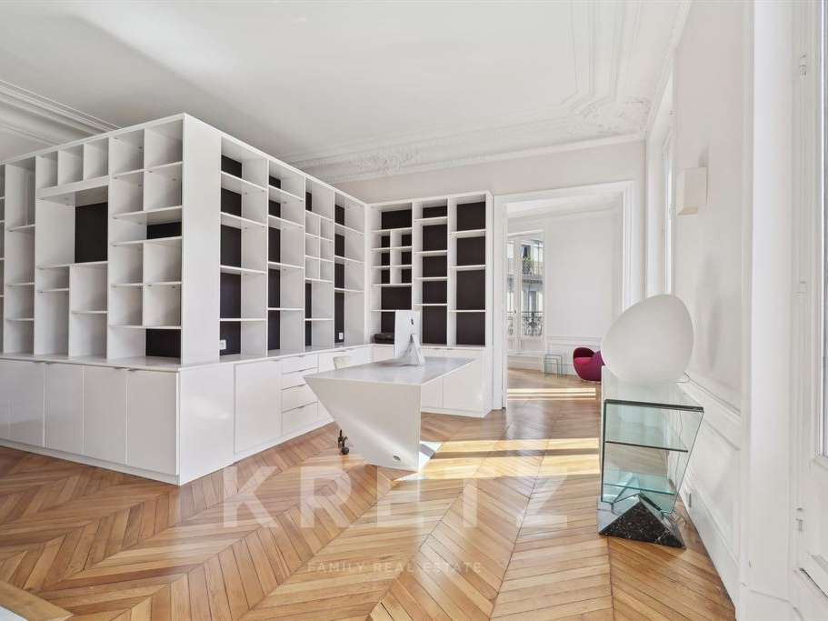 Apartment Paris 1er