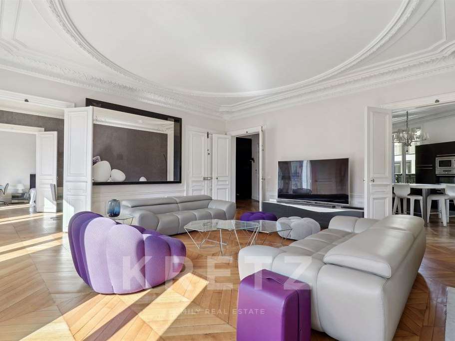 Apartment Paris 1er