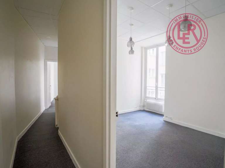 Appartement Paris 1er - 2 chambres - 77m²