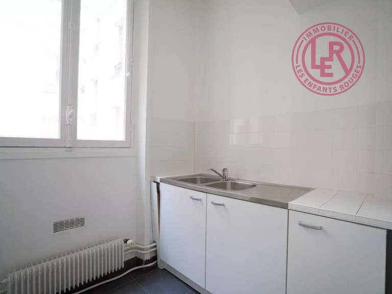 Appartement Paris 1er - 2 chambres - 77m²