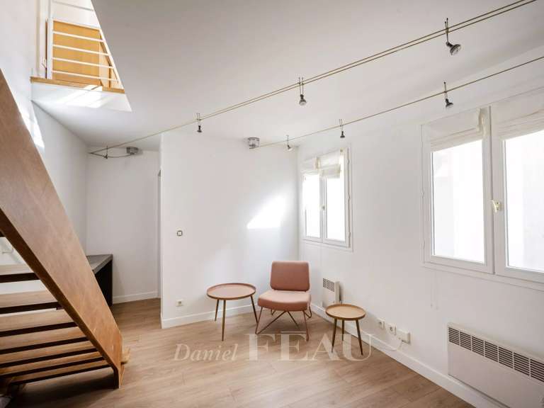 Appartement Paris 1er - 2 chambres - 68m²