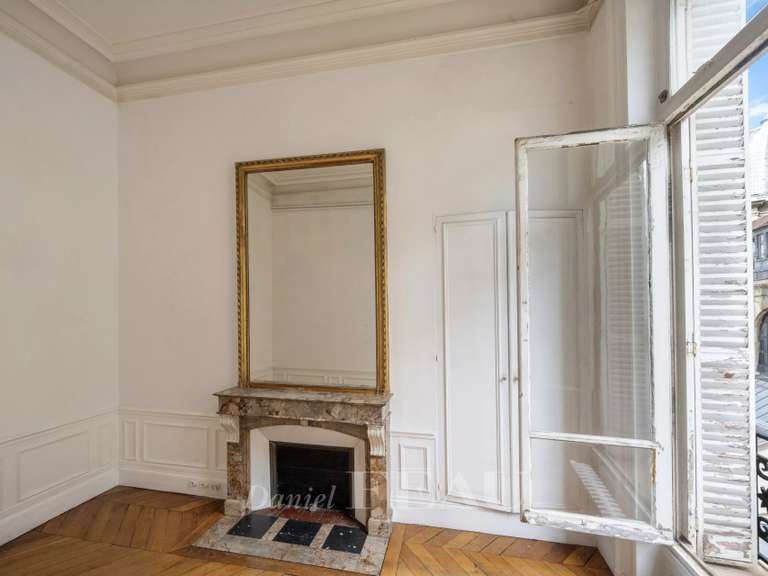 Appartement Paris 1er - 3 chambres - 135m²