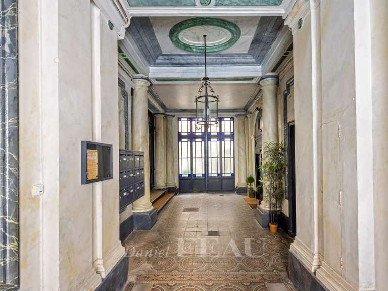 Appartement Paris 1er - 3 chambres - 135m²