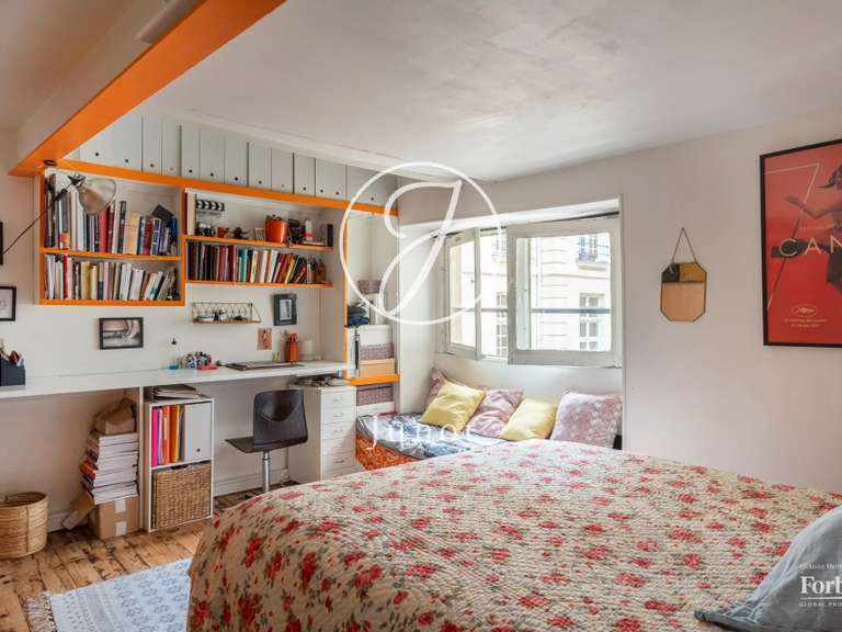 Appartement Paris 1er - 2 chambres - 88m²
