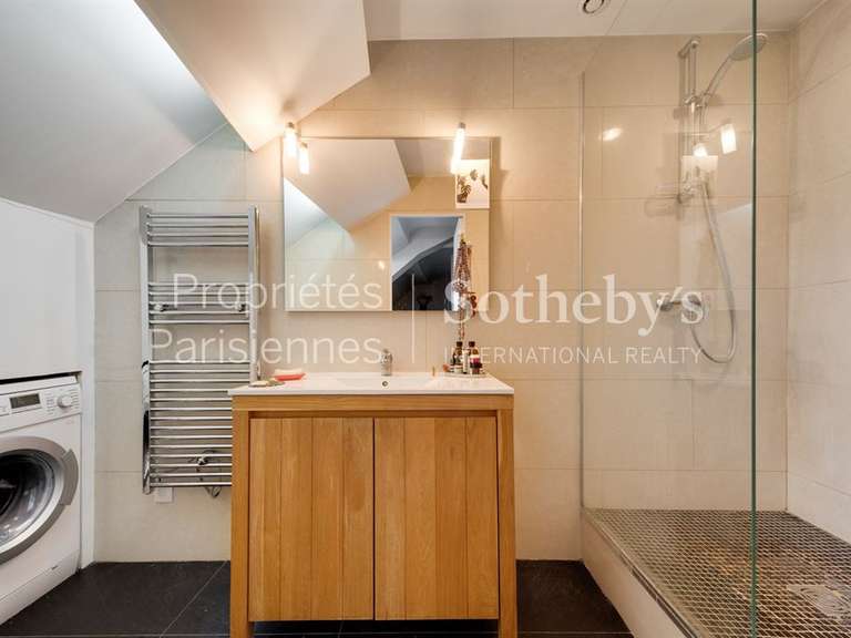 Appartement Paris 1er - 3 chambres - 133m²