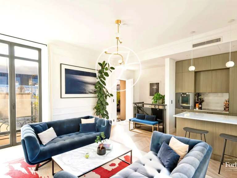 Appartement Paris 1er - 1 chambre - 77m²