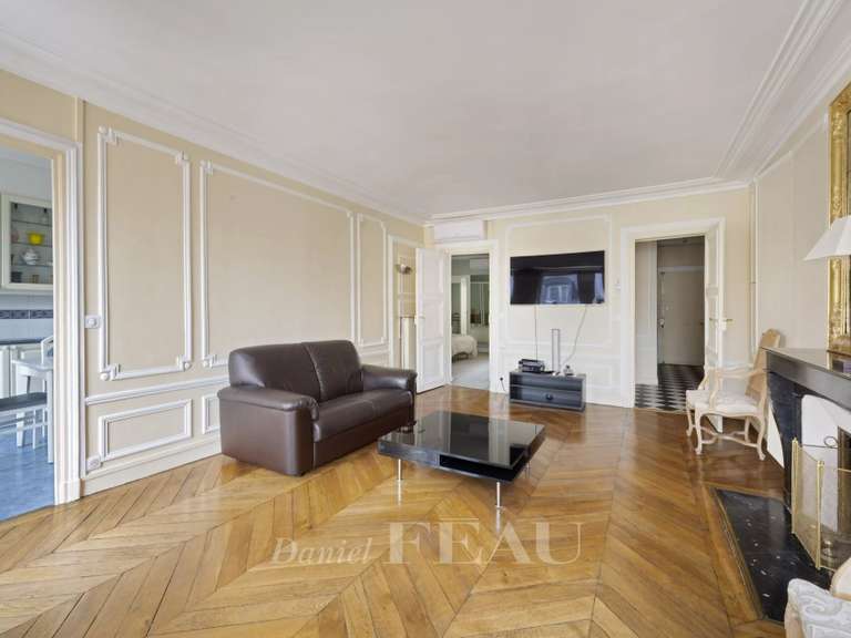 Appartement Paris 1er - 2 chambres - 90m²