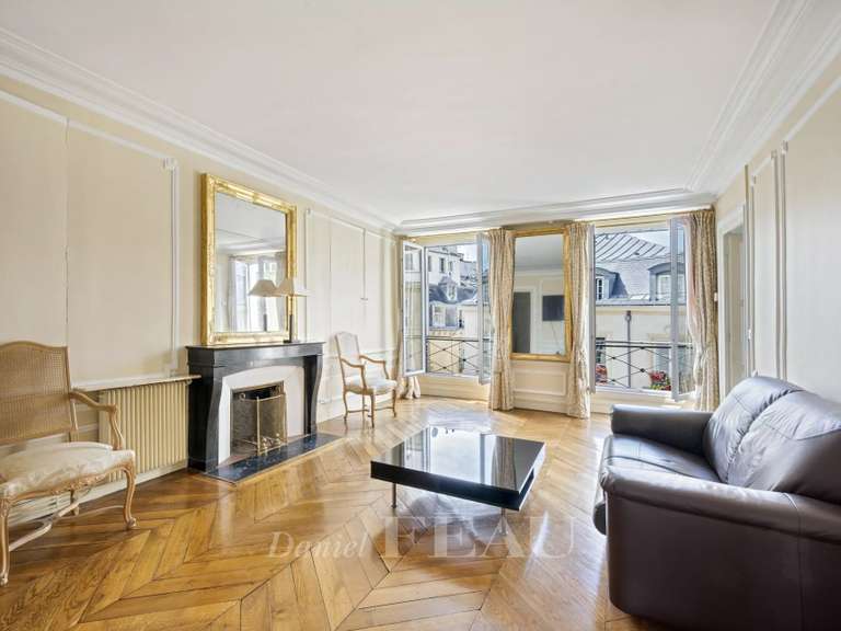 Appartement Paris 1er - 2 chambres - 90m²