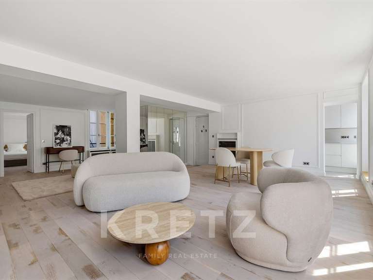 Appartement Paris 1er - 1 chambre - 73m²