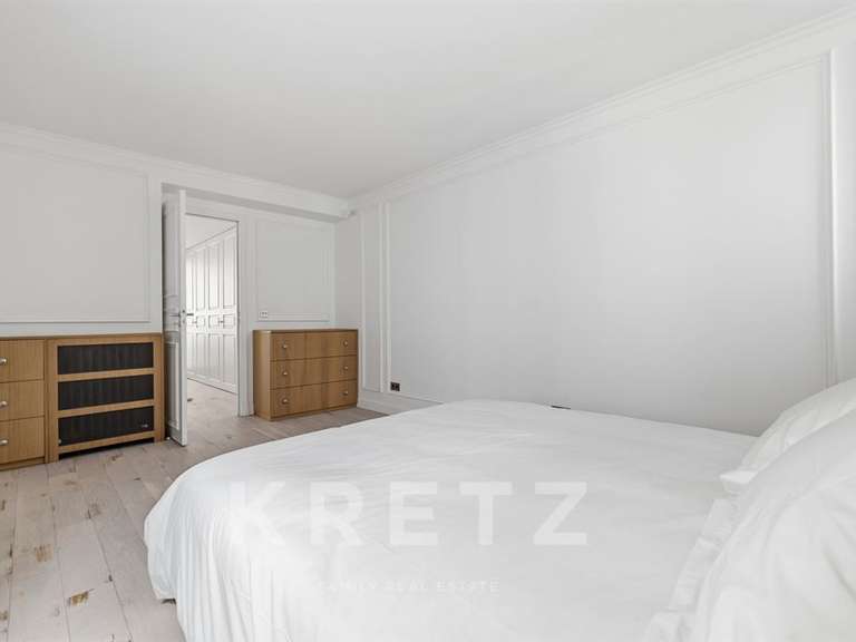 Appartement Paris 1er - 1 chambre - 73m²