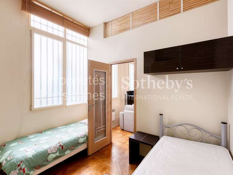 Apartment Paris 1er - 4 bedrooms - 85m²