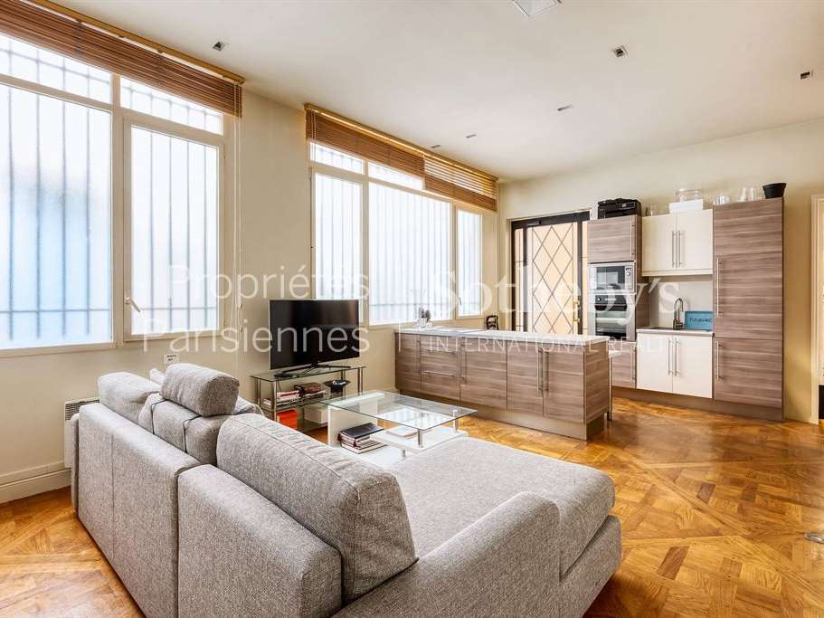 Apartment Paris 1er
