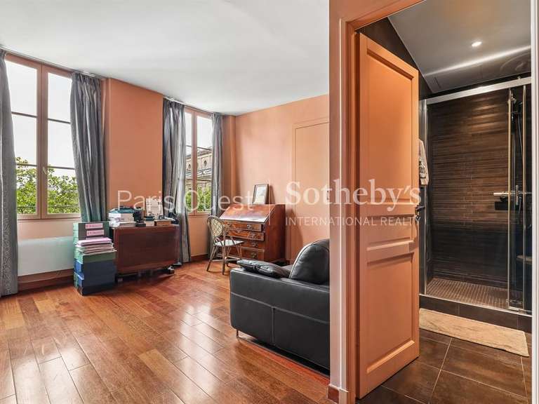 Apartment Paris 1er - 2 bedrooms - 105m²