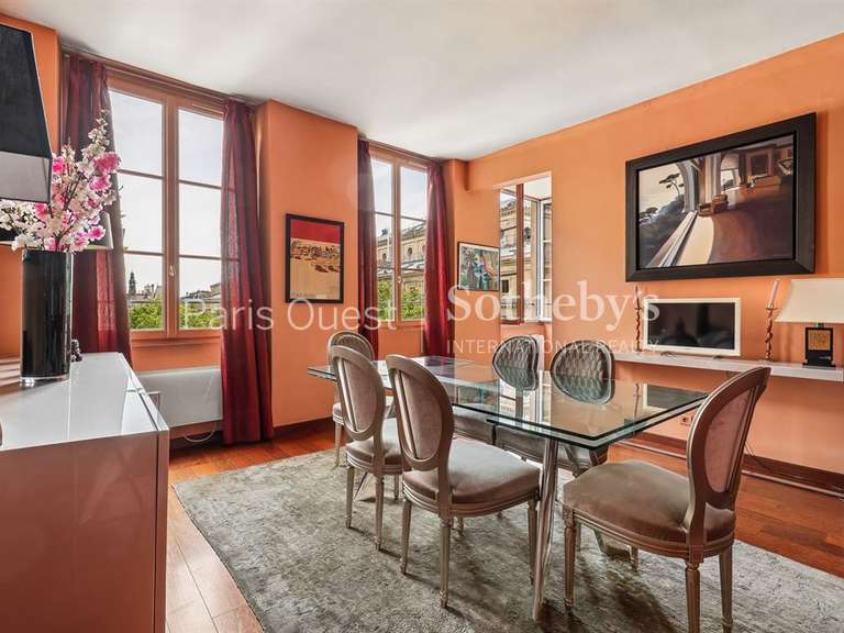 Apartment Paris 1er - 2 bedrooms - 105m²
