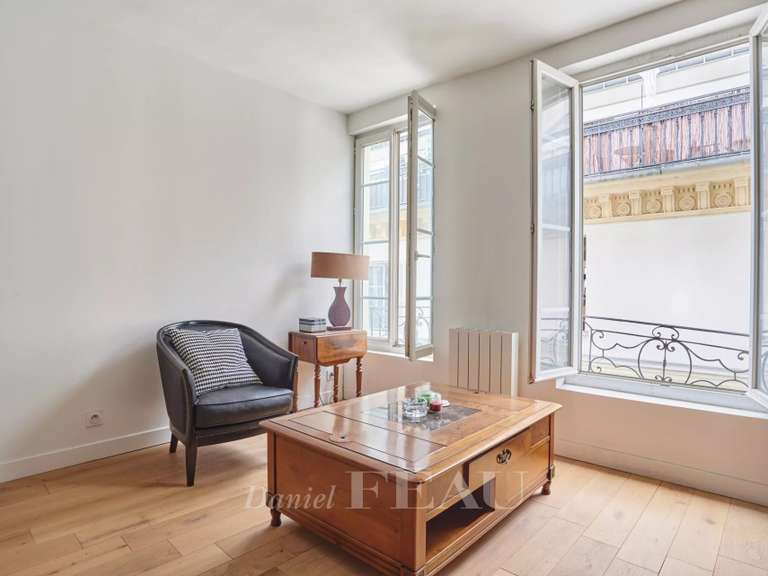 Appartement Paris 1er - 1 chambre - 36m²