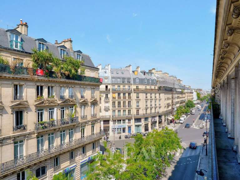 Appartement Paris 1er - 2 chambres - 109m²
