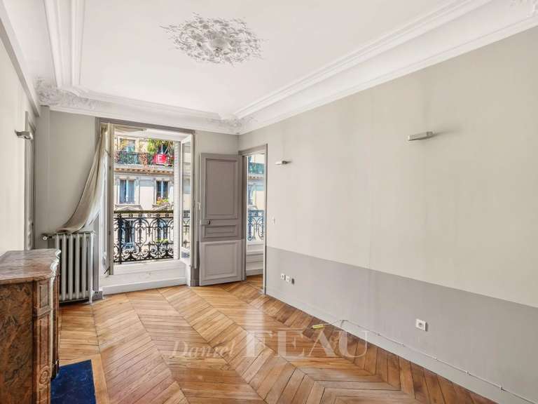 Appartement Paris 1er - 2 chambres - 109m²