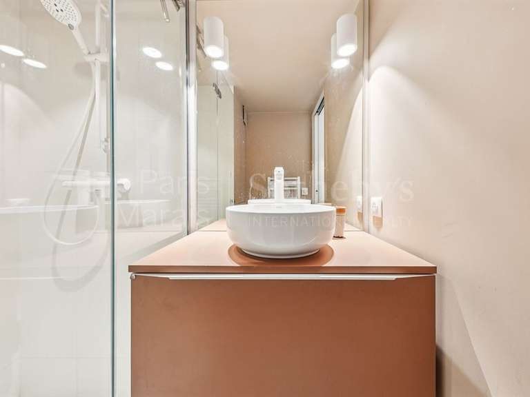 Appartement Paris 1er - 1 chambre - 30m²