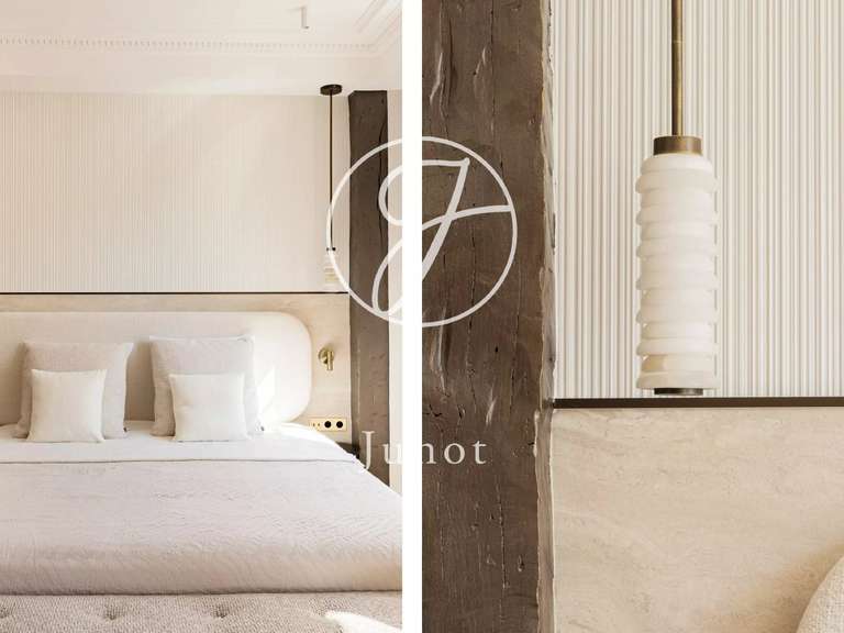 Appartement Paris 1er - 3 chambres - 166m²