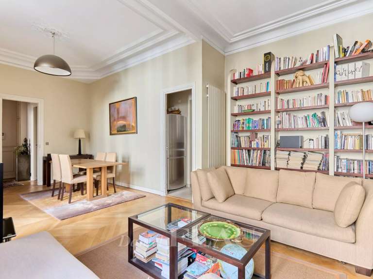 Appartement Paris 1er - 2 chambres - 83m²