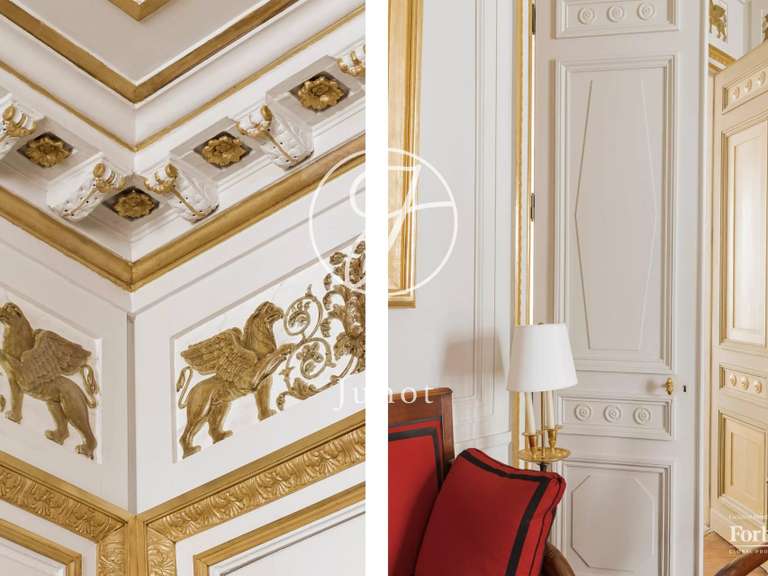 Appartement Paris 1er - 7 chambres - 309m²