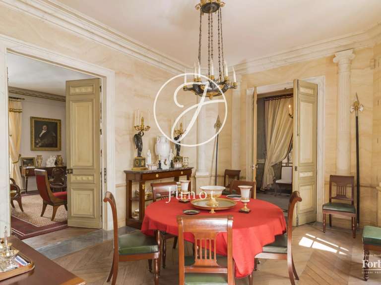 Appartement Paris 1er - 7 chambres - 309m²