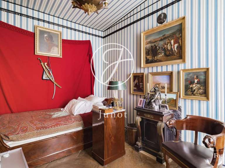 Appartement Paris 1er - 7 chambres - 309m²