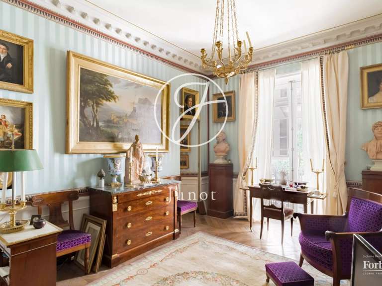 Appartement Paris 1er - 7 chambres - 309m²