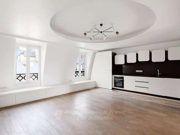 Appartement Paris 1er - 3 chambres - 240m²
