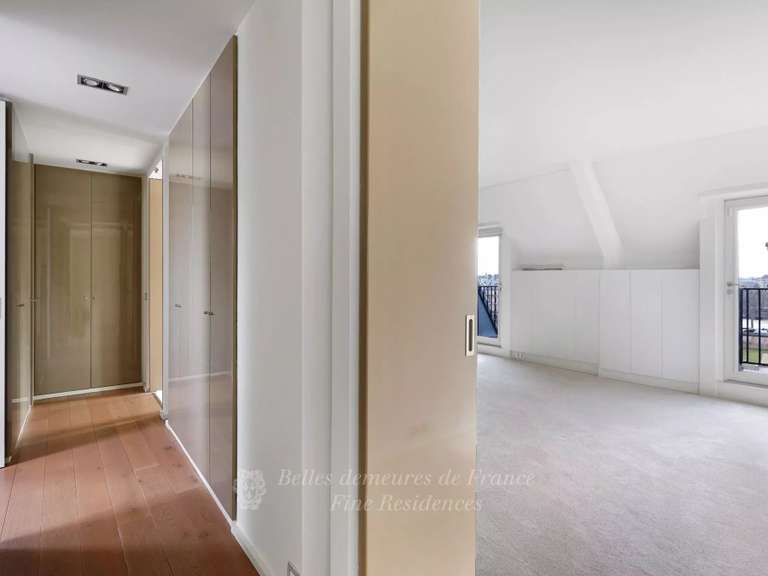 Appartement Paris 1er - 3 chambres - 240m²