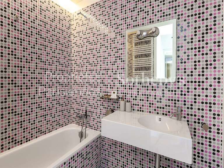Appartement Paris 1er - 3 chambres - 240m²