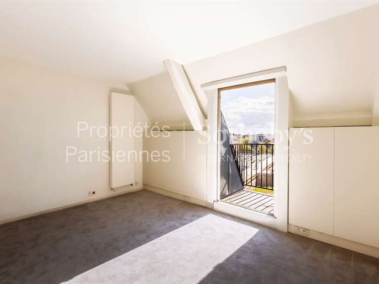 Appartement Paris 1er - 3 chambres - 240m²
