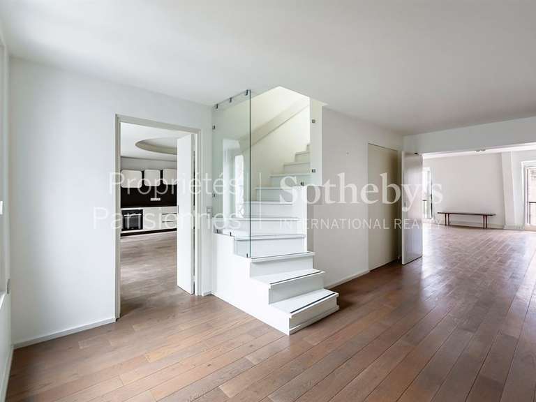 Appartement Paris 1er - 3 chambres - 240m²