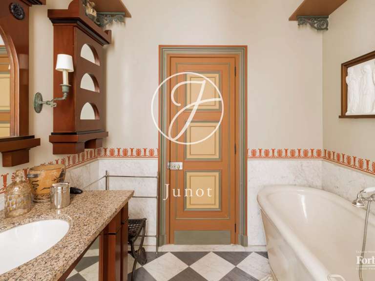 Appartement Paris 1er - 7 chambres - 309m²
