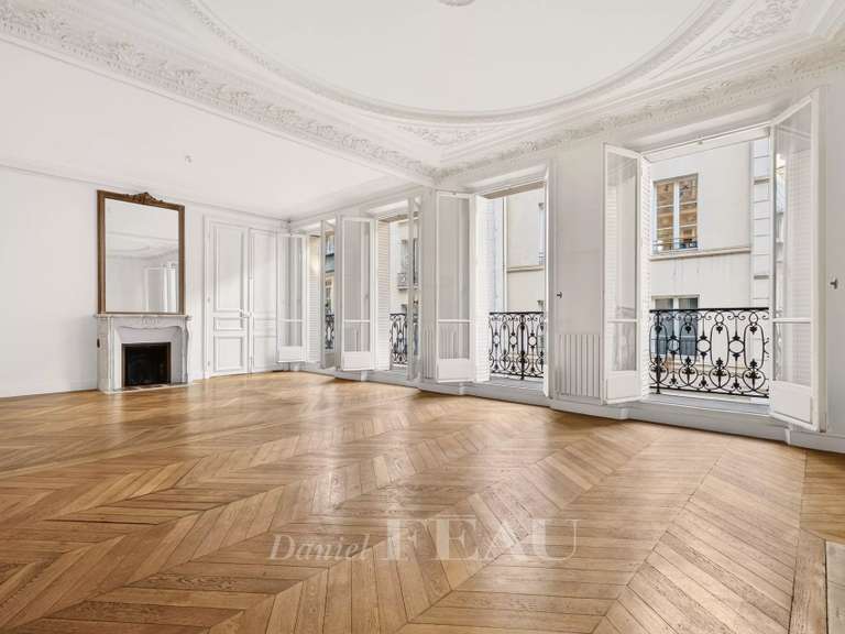 Appartement Paris 1er - 4 chambres - 153m²
