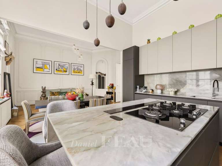 Appartement Paris 1er - 2 chambres - 156m²